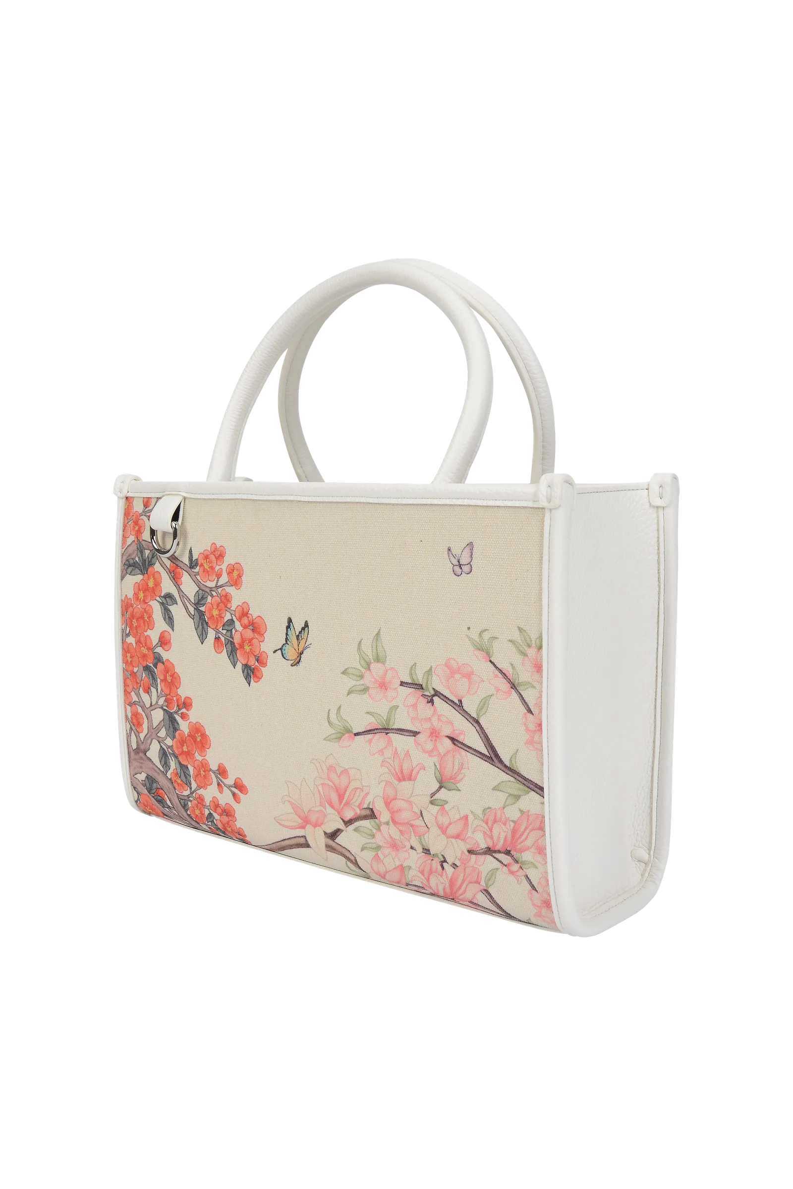 MINHWA TOTE MEDIUM / WHITE Considered construction and finish